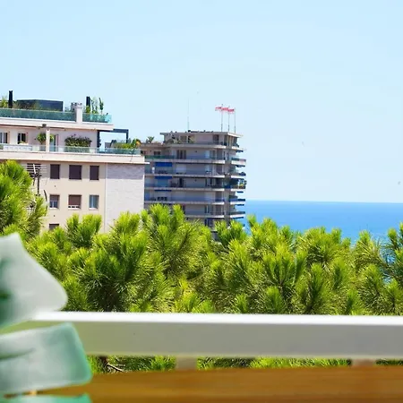 Monaco - Sunny 3 Bedroom With Terrace *