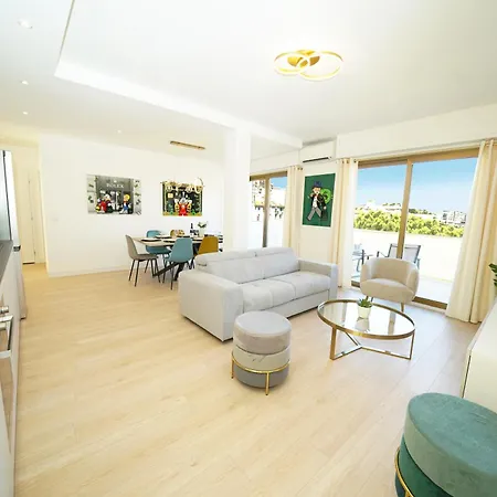 Monaco - Sunny 3 Bedroom With Terrace Beausoleil