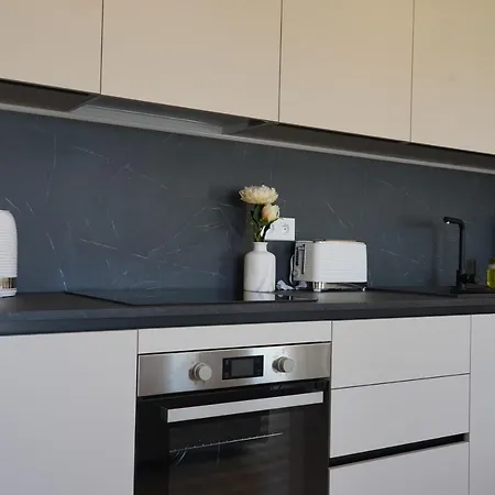 Monaco - Beautiful 6-8 People Apartman