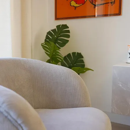 Monaco - Sunny 3 Bedroom With Terrace *
