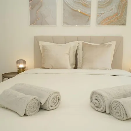 Monaco - Sunny 3 Bedroom With Terrace Beausoleil