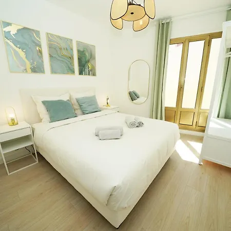 Monaco - Sunny 3 Bedroom With Terrace Apartmán